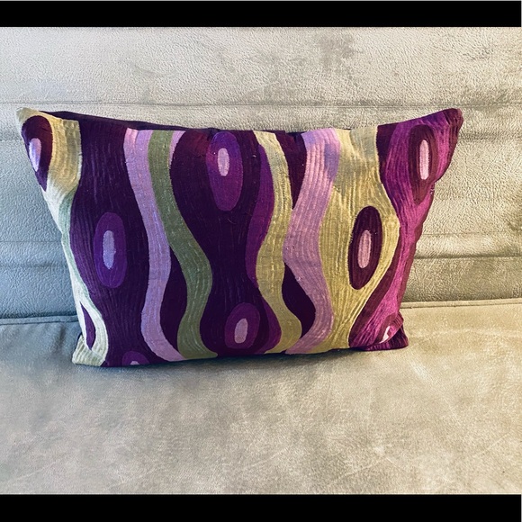 Rare & Retro Purple Swirl Pottery Barn Pillow Case - Picture 9 of 16